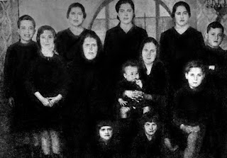 LOS EXILIOS DE LOS SILVA CRUZ 1  por José Luis Gutiérrez Molina