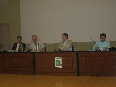 TRIBUTO A JERRY MINTZ David D. Gilmore