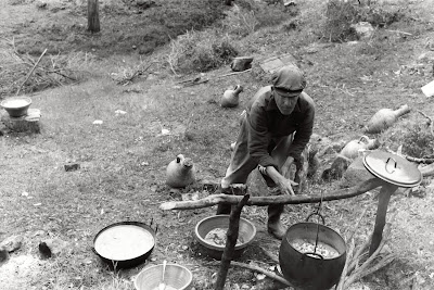 «Consumir menos, consumir mejor» y la sociedad tradicional benalupense. Las comidas