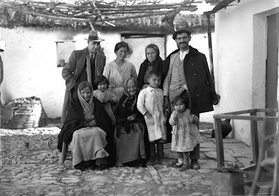Las fotos de los Sucesos. La familia de Pini