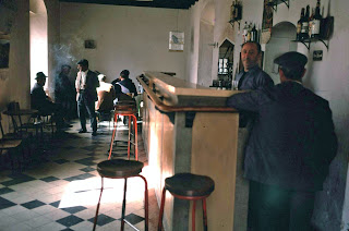 En el interior del bar de Alfonsito, el de Pérez
