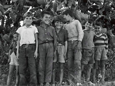 «Consumir menos, consumir mejor» y la sociedad tradicional benalupense. El reciclaje