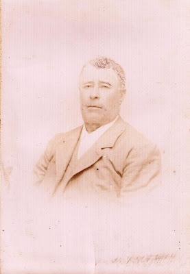 Francisco Vela López, el fundador de la saga.