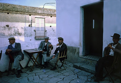 En la terraza del bar de Luis Cepero