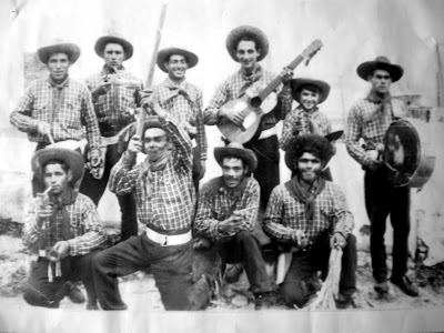 El Serranito y los pollos