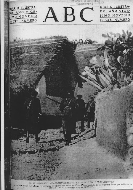Los pies de fotos de los sucesos de Casas Viejas. En 1933. 2