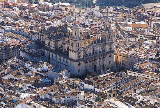Viajar y leer:antídoto contra el fatalismo. Juan Eslava Galán.Benalupenses en España. Jaen. 3