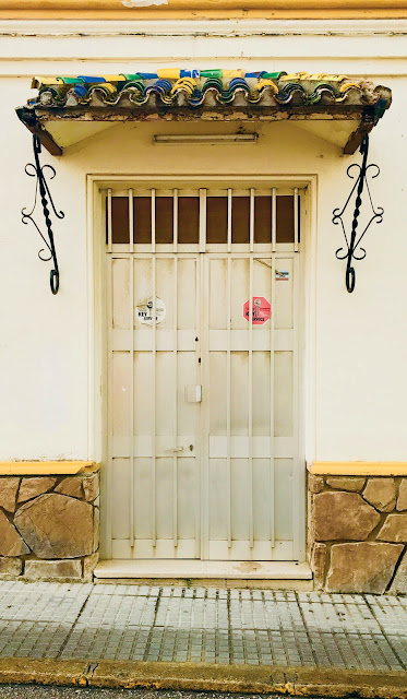 Las puertas de Benalup-Casas Viejas 24. Puerta de la ferretería La Espiga