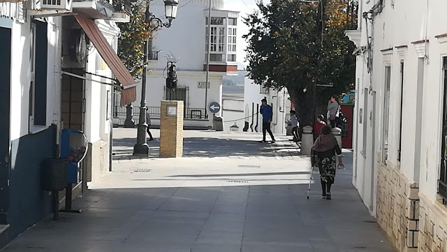 La restitución del monolito de los sucesos a la Alameda