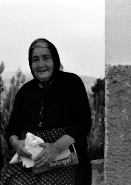 Tierra de mujeres. Por María Sánchez y Carmen Moreno. La muerte