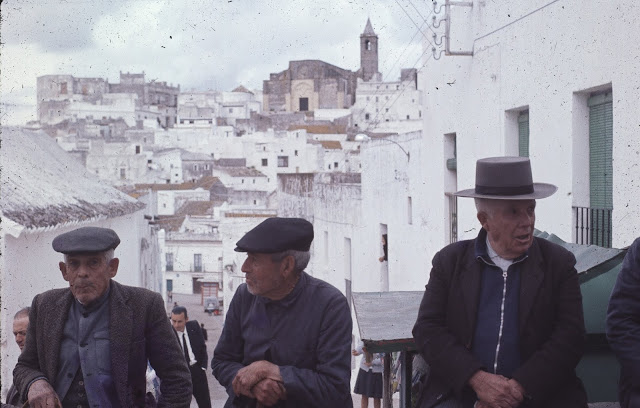 Leer y viajar antídoto contra el fatalismo. Eslava y Galán. Vejer de la Frontera. 3
