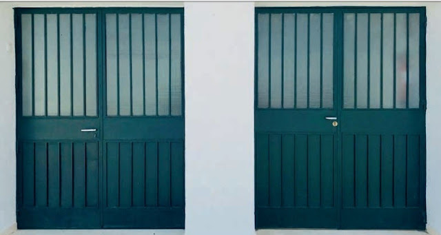 Las puertas de Benalup-Casas Viejas. Y 50.- La puerta de parvulitos