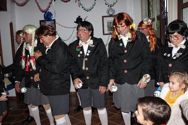 Los que te tocan las bolas. Los que hacen el carnaval de toda la vida