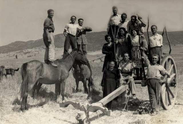 Catalina Sánchez y las niñas de Casas Viejas