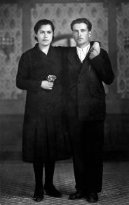 María Silva y Miguel Pérez Cordón fotografiados en Cádiz, en 1933